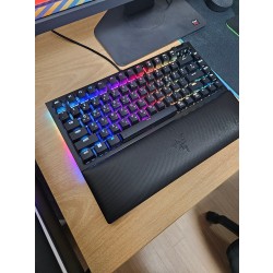 RAZER Blackwidow V4 75% 블랙